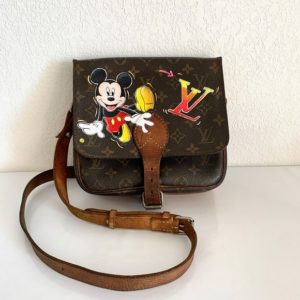sac LOUIS VUITTON vintage customisé Mickey